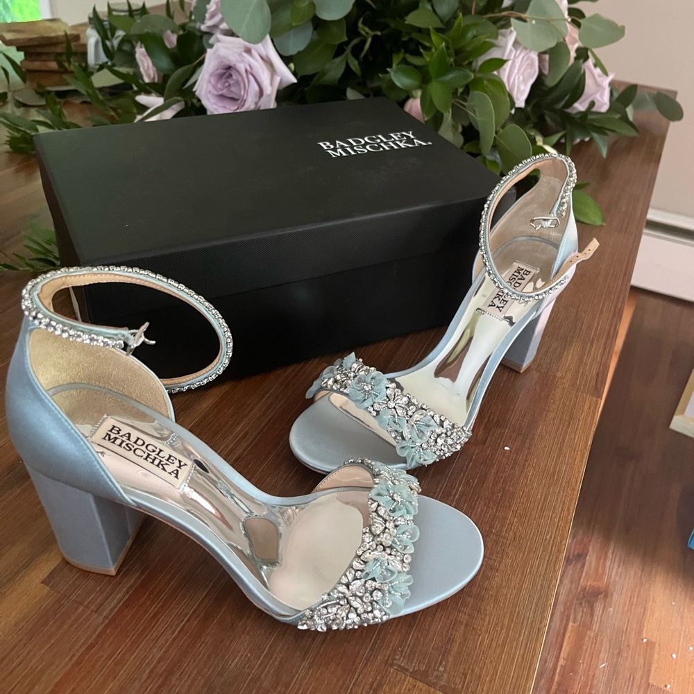 Badgley Mischka Women's Finesse Heeled Sandal